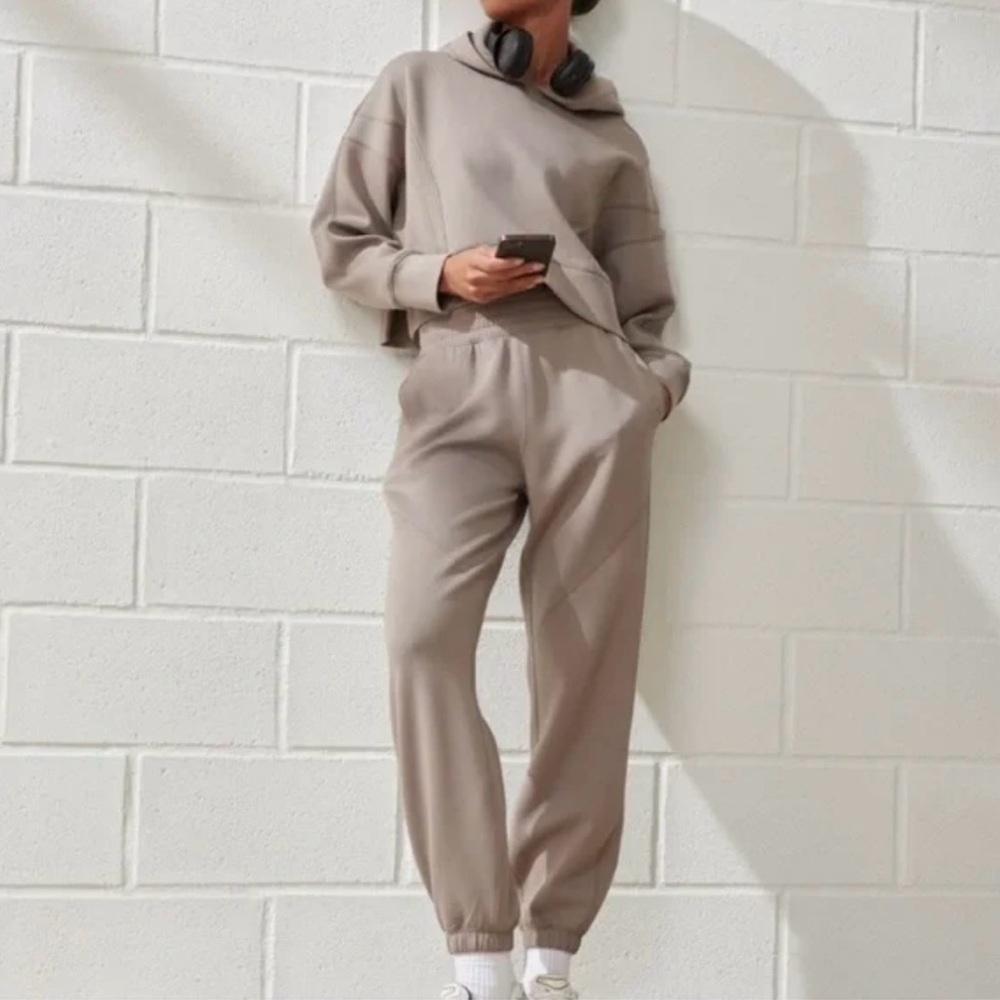 Abercrombie & Fitch Knit Jogger in Oat‎ Athleisure Women's Size XXS Short
